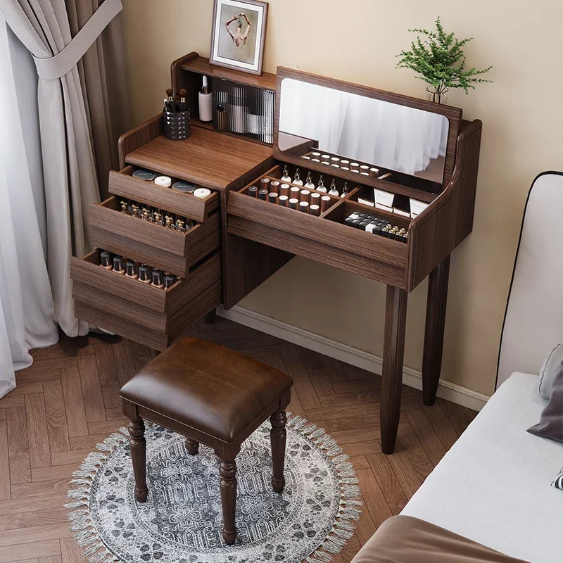 طاولة تخزين مع منفذ طاقة، كرسي - مراجعة Beauty Makeup Outlet وسعره